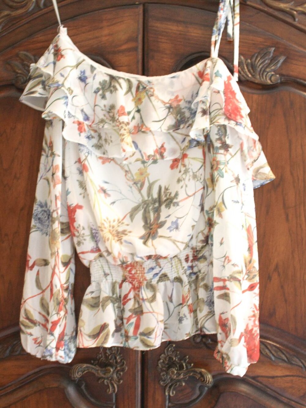 AQUA Boho Floral Off The Shoulder Ruffle Blouse Smocked Waist S